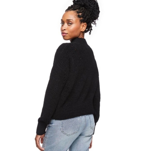 No Bounderies Woman's Mock Neckline Sweater Size L NWT - Picture 4 of 11